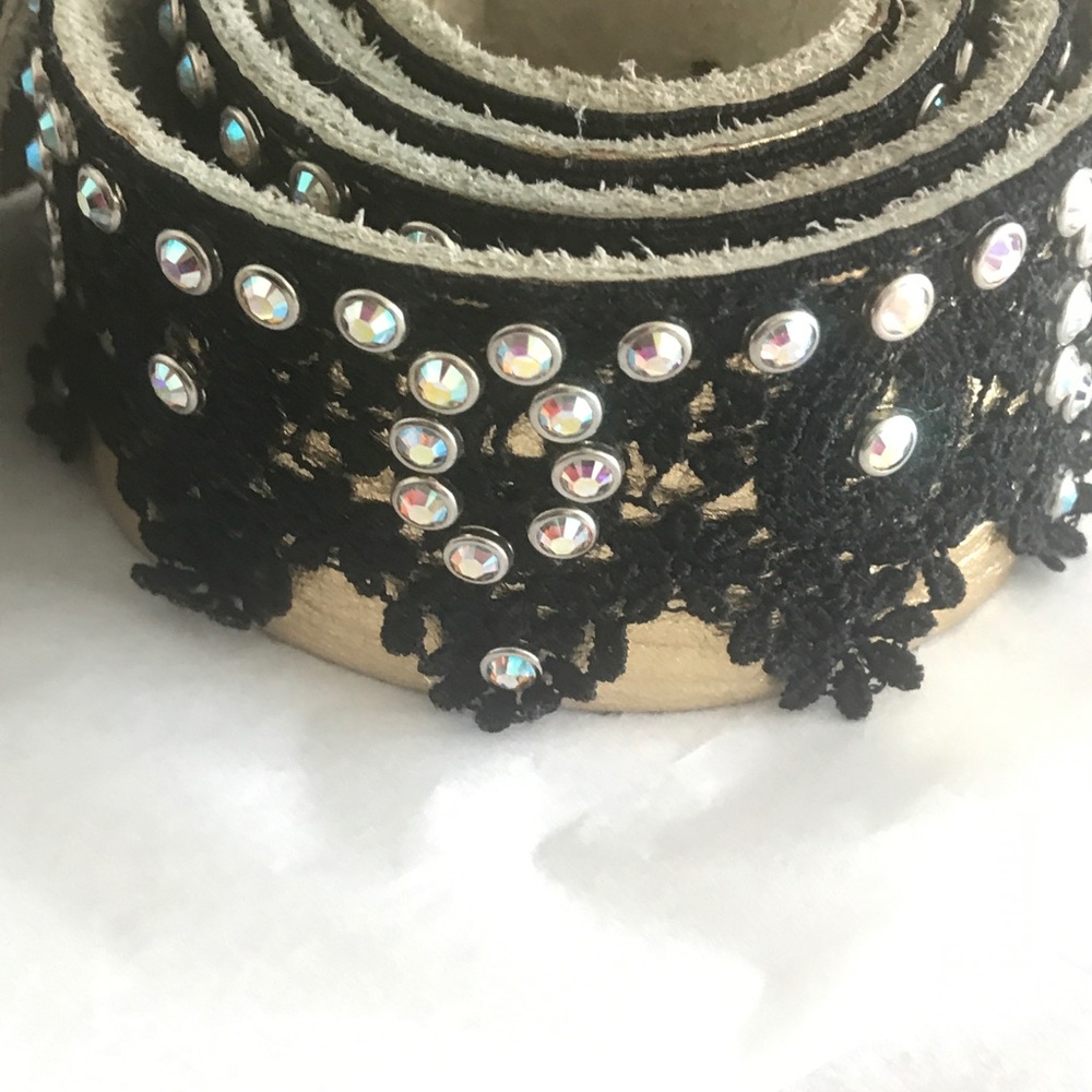 Melamed Gold leather, black lace & Rhinestones SM - Picture 5 of 8